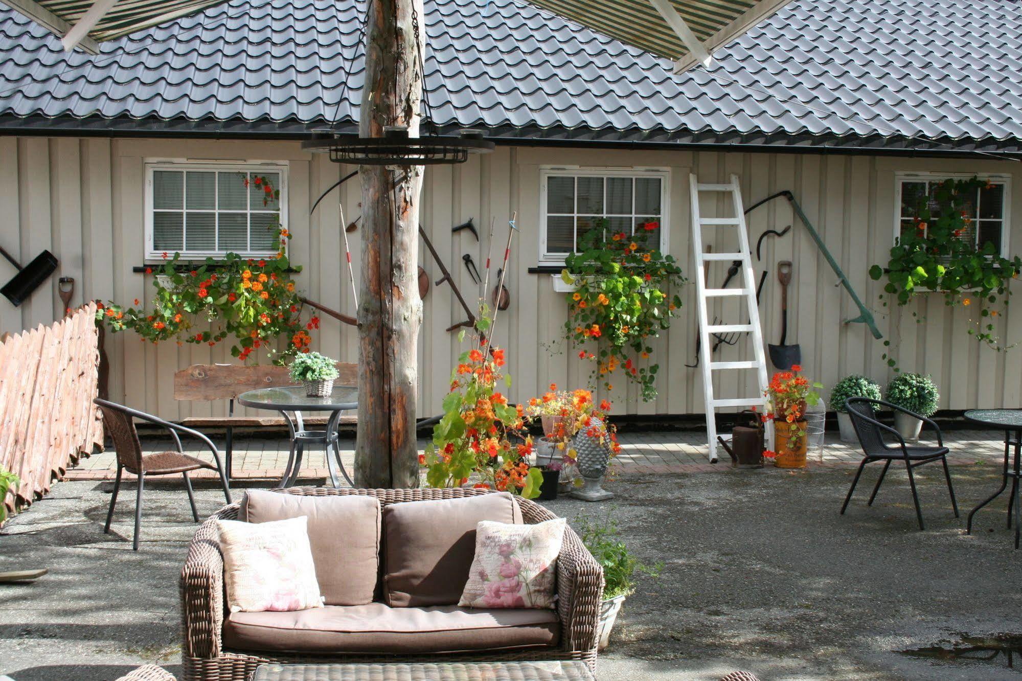 Vertshuset Fannarheimr - Bed &Breakfast Hotell Fannrem Eksteriør bilde